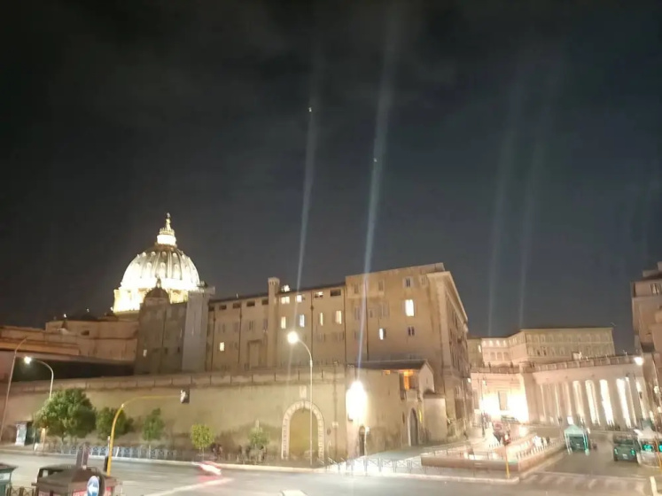Le Colonne Di San Pietro — забронировать отель в Риме