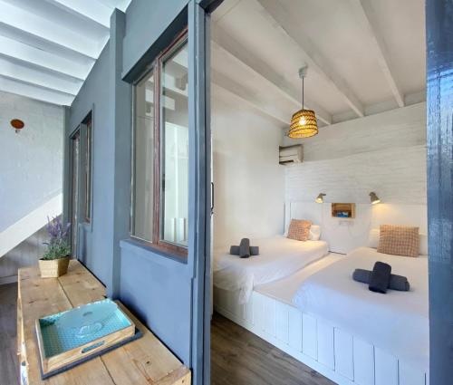 Casa Flor 3 — отель в Барселоне, Испания