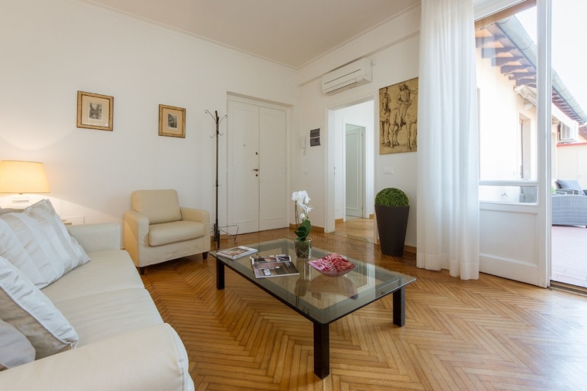 Apartments Florence Repubblica Terrace — комфортный отель в Флоренции