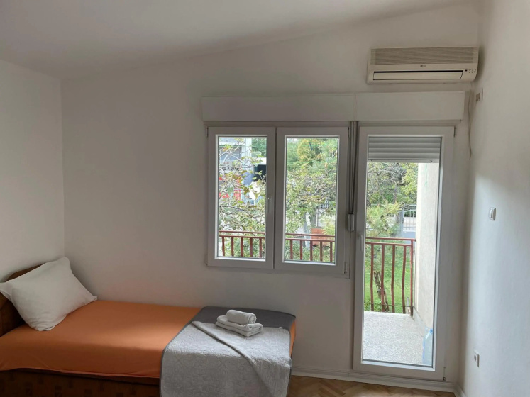 Apartment Lazar & Marco — отель с удобствами в Подгорице