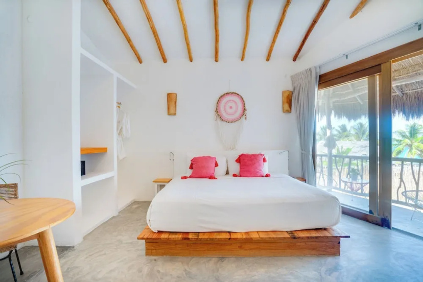 Punta Blanca Beach House - Hotel in Cancún - Photo 3