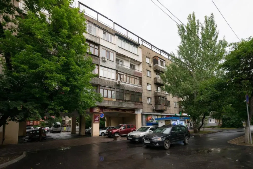 Nadezhda Apartment on Gogolya 117-87 — отель в Алматы, Казахстан