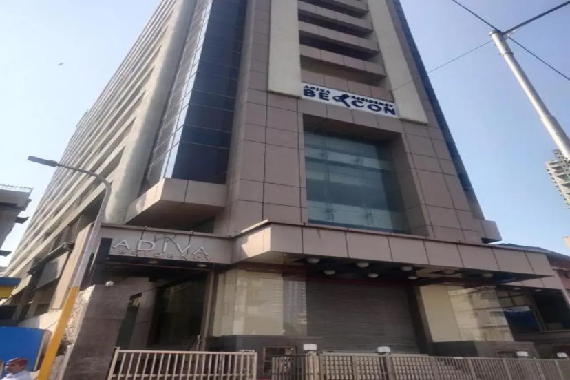 Adiva Residency Beacon, Grant Road, Mumbai — отель с удобствами в Мумбаи