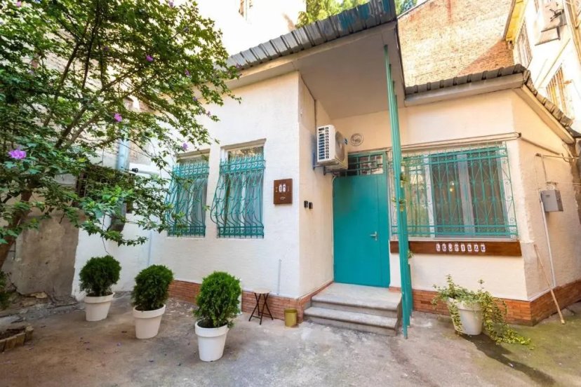 Wehost Heart Of Tbilisi Studio — отель в Тбилиси, Грузия