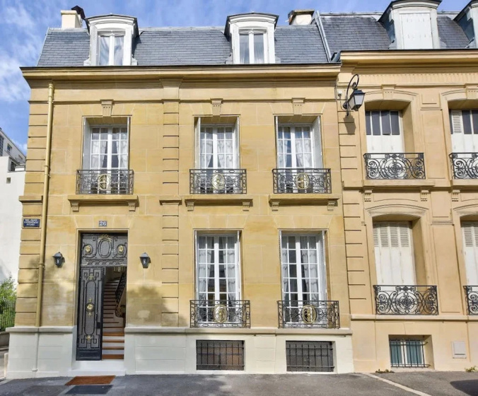 Noble Luxury Residence in the Heart of Paris — забронировать отель в Париже