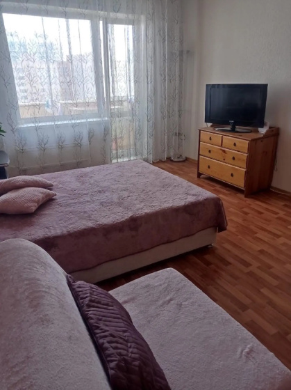 Уютная квартира на улице Тюленина 19/2 — отель с удобным расположением в Новосибирске