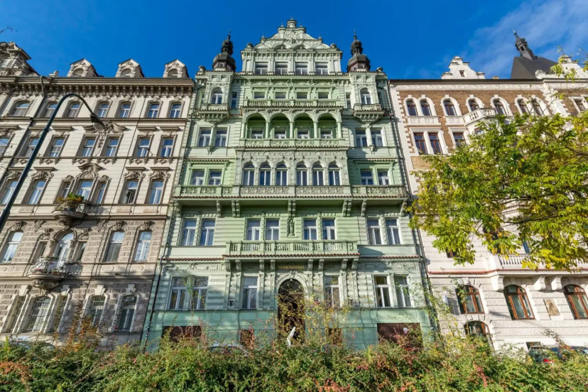 Janackovo nabrezi 19 - Riverside Apartments — забронировать отель в Праге