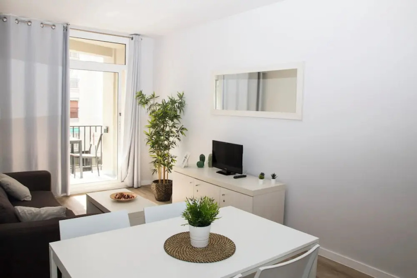 Sant Jordi Apartments Sagrada Familia — отель с удобствами в Барселоне