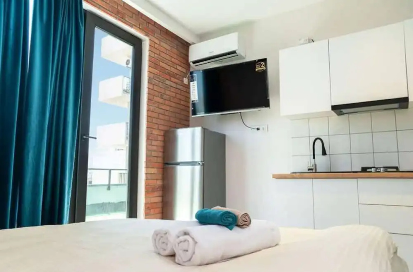 Epic 1Bed unit Huge Balcony area — забронировать отель в Тбилиси