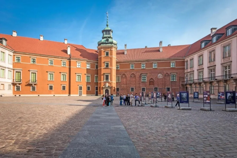 Prudentia Apartments Krzywe Koło — забронировать отель в Варшаве