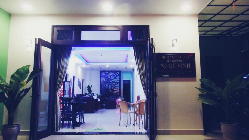 Ngoc Sinh Homestay — отель с удобным расположением в Дананге