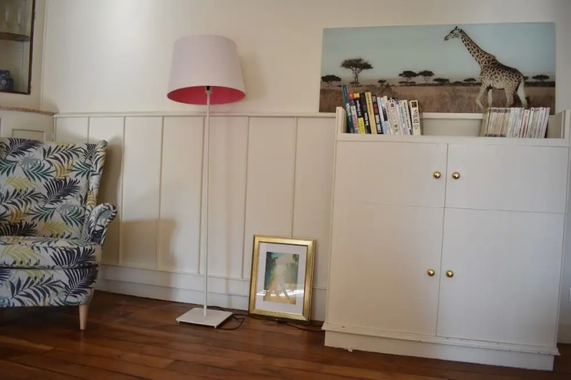 Spacious 2 Bedroom Apartment in Paris 2nd — отель в Париже, Франция