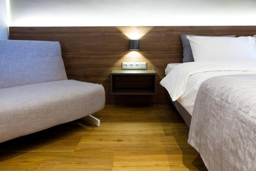 TONI'S Charming Apartment 2BD, close Thisseo Metro 3 — отель в Афины, Греция