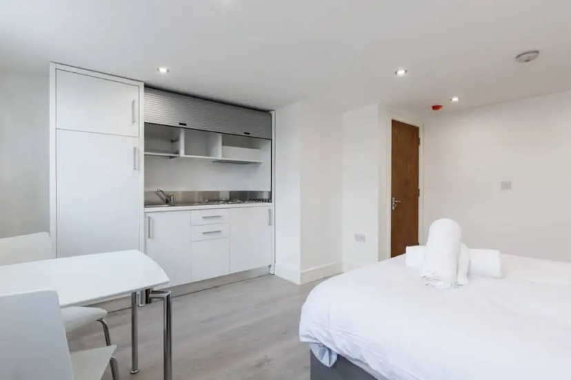 Studio Apartment By Burgess Park — отель с удобным расположением в Лондоне