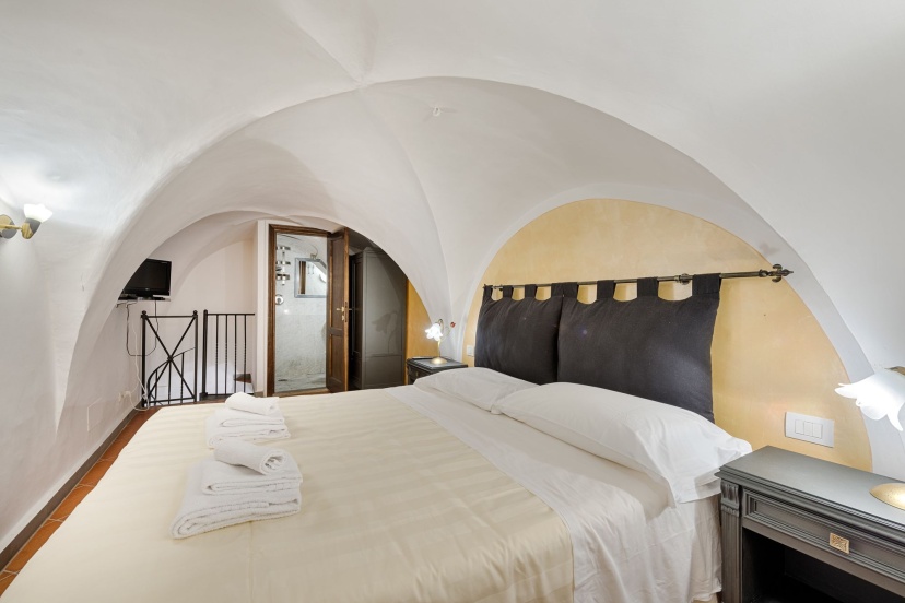 Santo Spirito Frescos by Mmega — отель в Флоренции, Италия