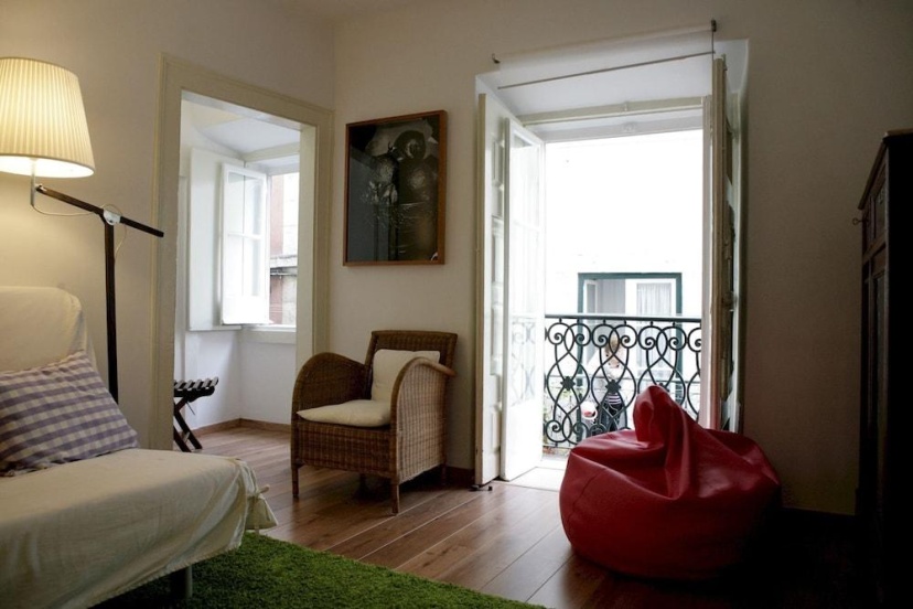 Lisbon Inn-Alfama Apartments — отель с удобным расположением в Лиссабоне