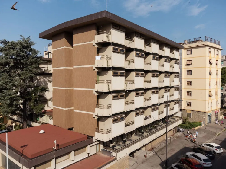 'Re-Dama Hostel — отель в Флоренции, Италия