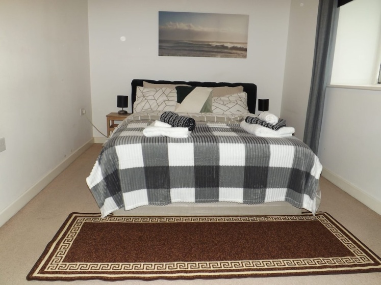Charming 1-bed Apartment in Barking — отель с удобствами в Лондоне