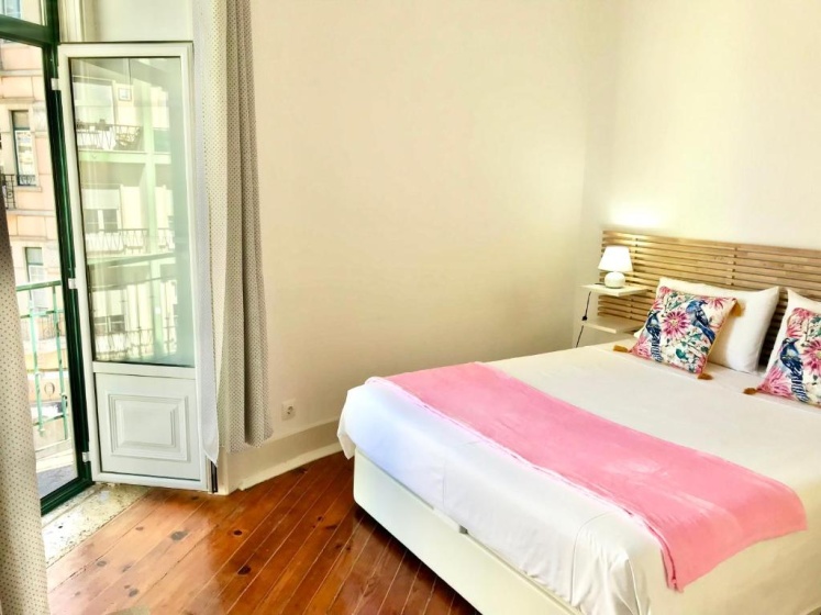 Ema Guest House — забронировать отель в Лиссабоне