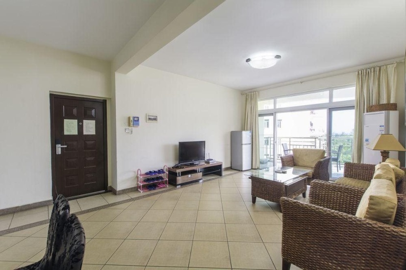 Pinghai Linfeng Seaview Apartment — комфортный отель в Санье