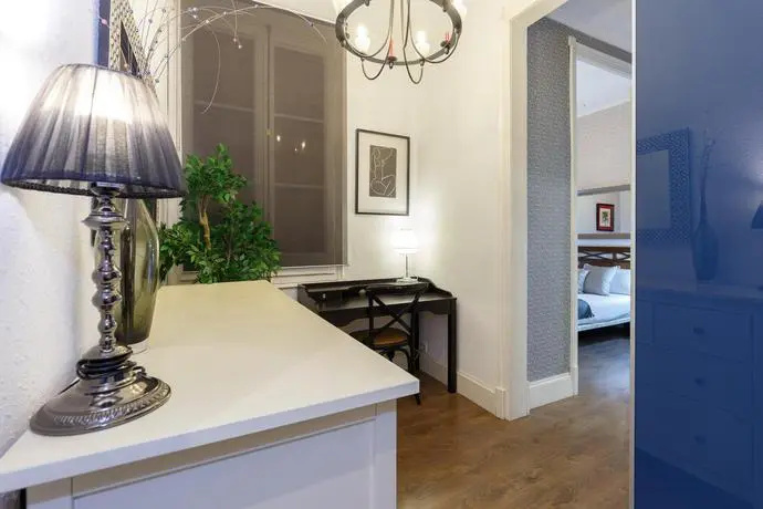 Calabria Barcelonastuff Apartments — отель в Барселоне, Испания