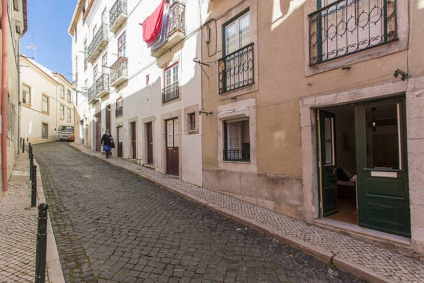 Central Alfama 26 — забронировать отель в Лиссабоне