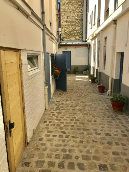 Цены на Duplex Atypique Paris 13 Station F Bercy в Париже