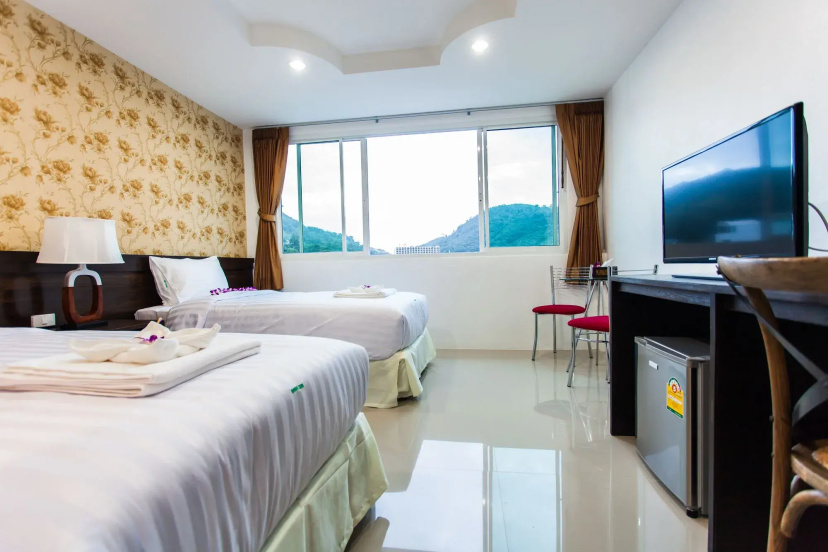 Siriplace Guest House — отель с удобствами в Патонг