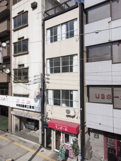 nid NAMBA Station House — отель с удобным расположением в Осаке