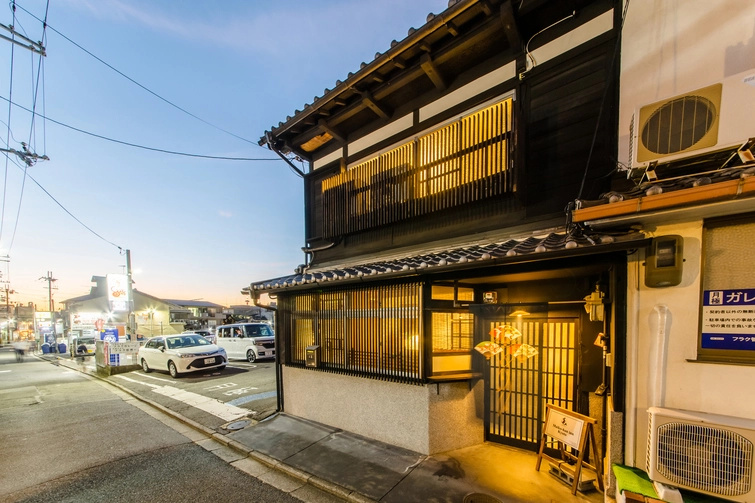 JQ Villa Kyoto Maiko Han-Inn — отель с удобствами в Киото