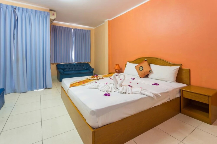 "room in Guest Room - Guesthouse Belvedere - Triple Room With Ac Only 10minute Walk From Patong Beach" 3 — отель в Патонг, Таиланд