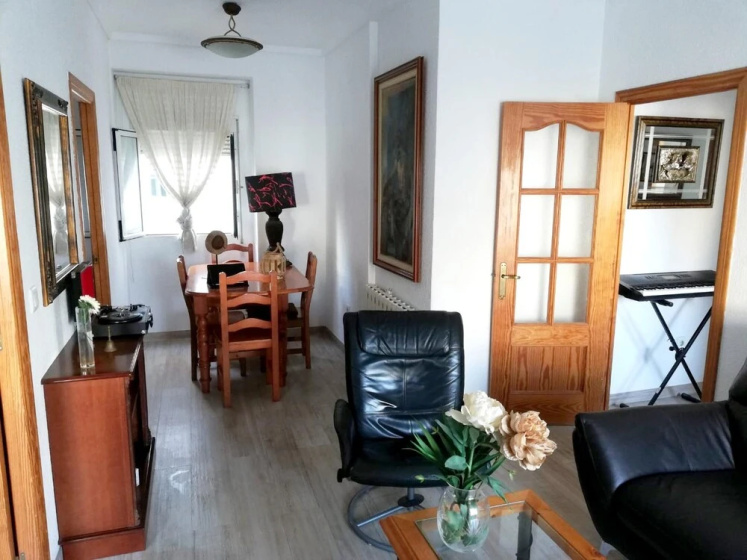 Apartment with 3 bedrooms in Alicante Alacant with wonderful sea view furnished balcony and WiFi 700 m from the beach — отель с удобствами в Аликанте