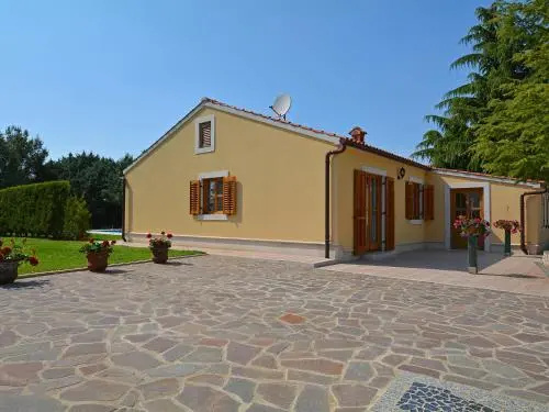 Holiday Home Rita - Apartment in Porec - Photo 1
