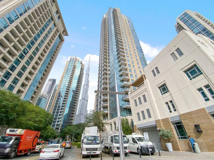 WelHome - Luxurious apartment with Burj Khalifa views — отель в Дубае, Объединенные Арабские Эмираты