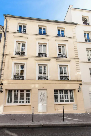Цены на Exceptional Apartment - 3br/8p - Pigalle в Париже