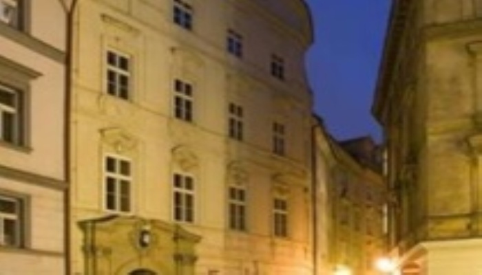 Цены на Cathedral Apartments - Old Town Square в Праге