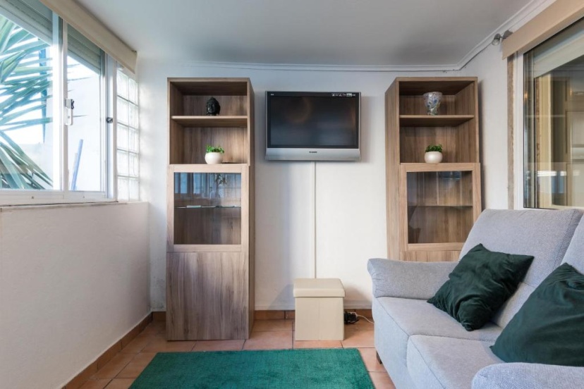 Vita Portucale ! 3 Bedroom Apartment with Private Terrace — отзывы гостей и цены