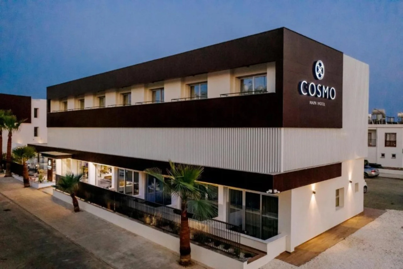 Cosmo Napa Hotel — отель с удобствами в Айя-Напа