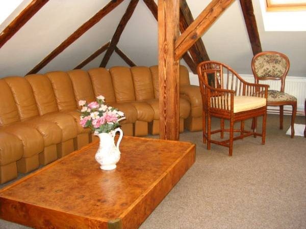 Villa Olivia — комфортный отель в Праге
