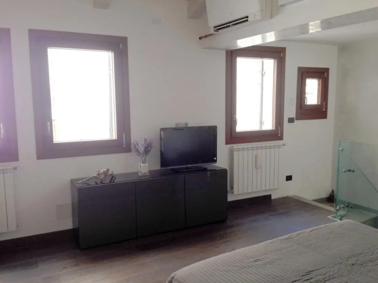 Luxury S A San Marco Palace 3mins From San Marco — комфортный отель в Венеции