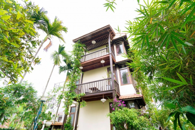 Riverside Oasis Villa — забронировать отель в Дананге