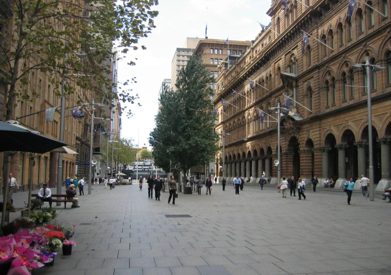 Adina Serviced Apartments Sydney Martin Place — комфортный отель в Сиднее