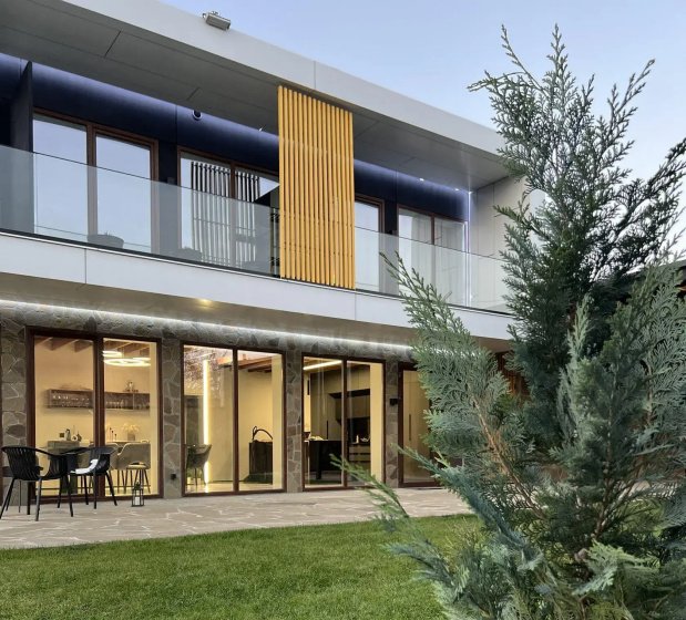 Цены на Alansberg Villa (Алансберг Вилла) в Владикавказе