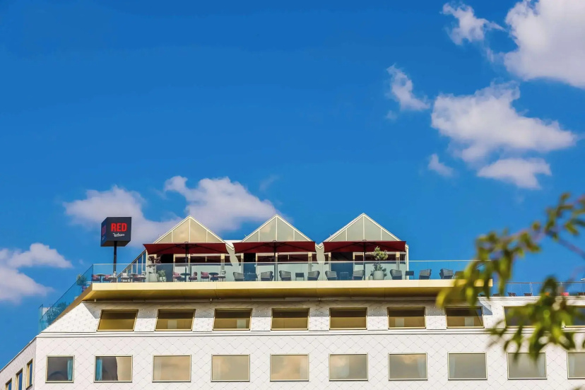 Radisson RED Hotel, Vienna — отель в удобной локации в вене