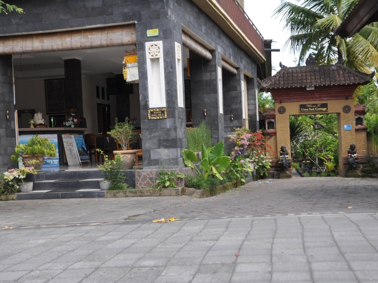 Uma Sari Cottage — отель с удобствами в Убуде