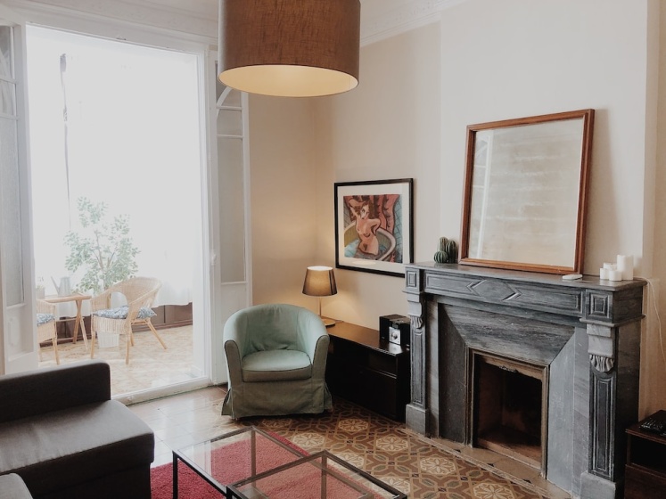 Aribau Cinema Apartamentos — отель в Барселоне, Испания