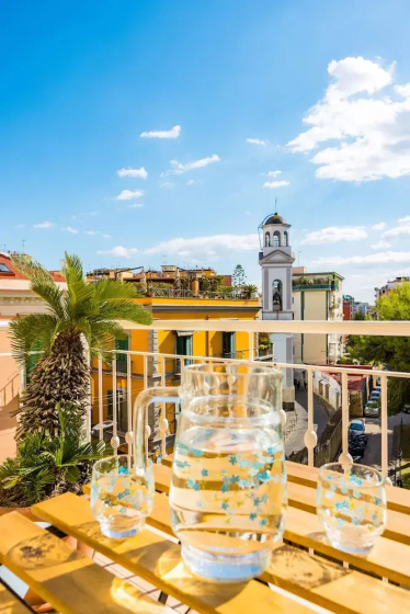 Casa MariaPia al Vomero by Napoliapartments — забронировать отель в Неаполе