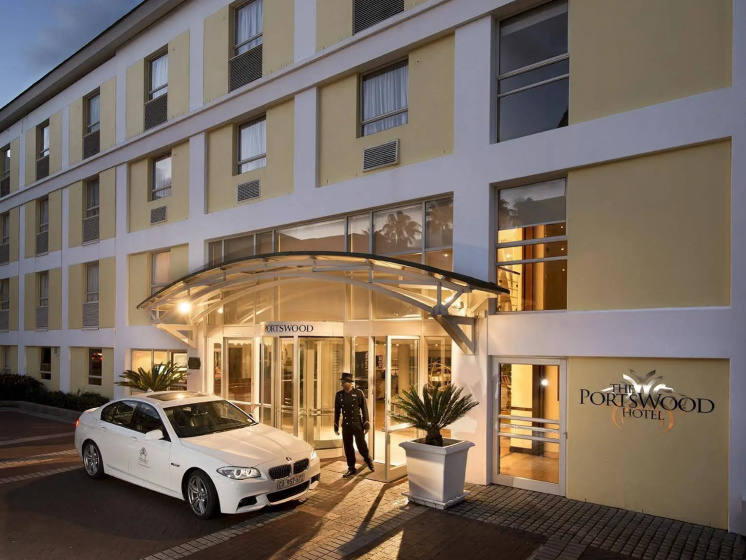 The Portswood Hotel — отель с удобствами в Кейптауне