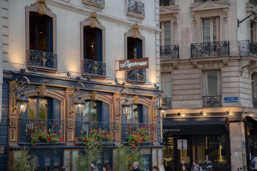 Le Notre Dame - Luxury Apartment with Seine View — отзывы гостей и цены