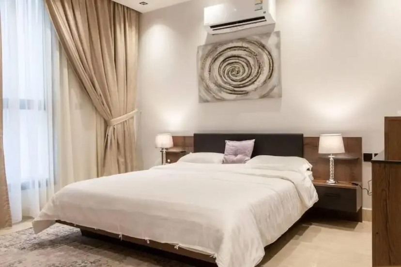 Luxurious Two Bedroom Apartment Al malqa — отзывы гостей и цены